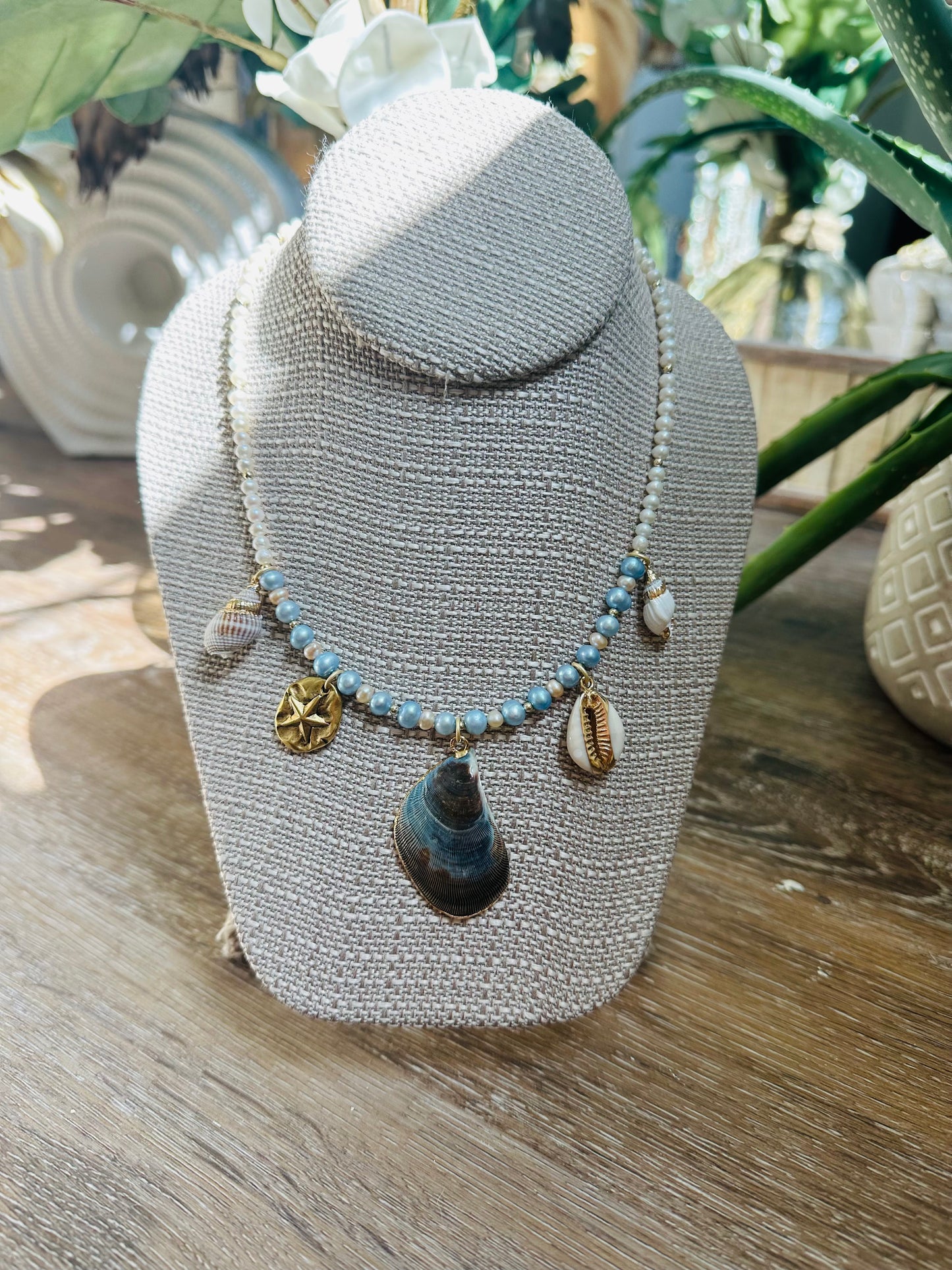 “Bluzy” Necklace