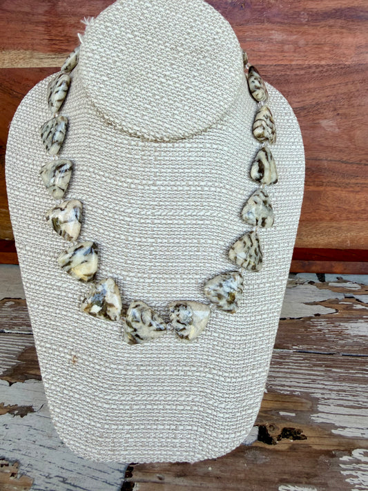 “Moon Desert” Necklace