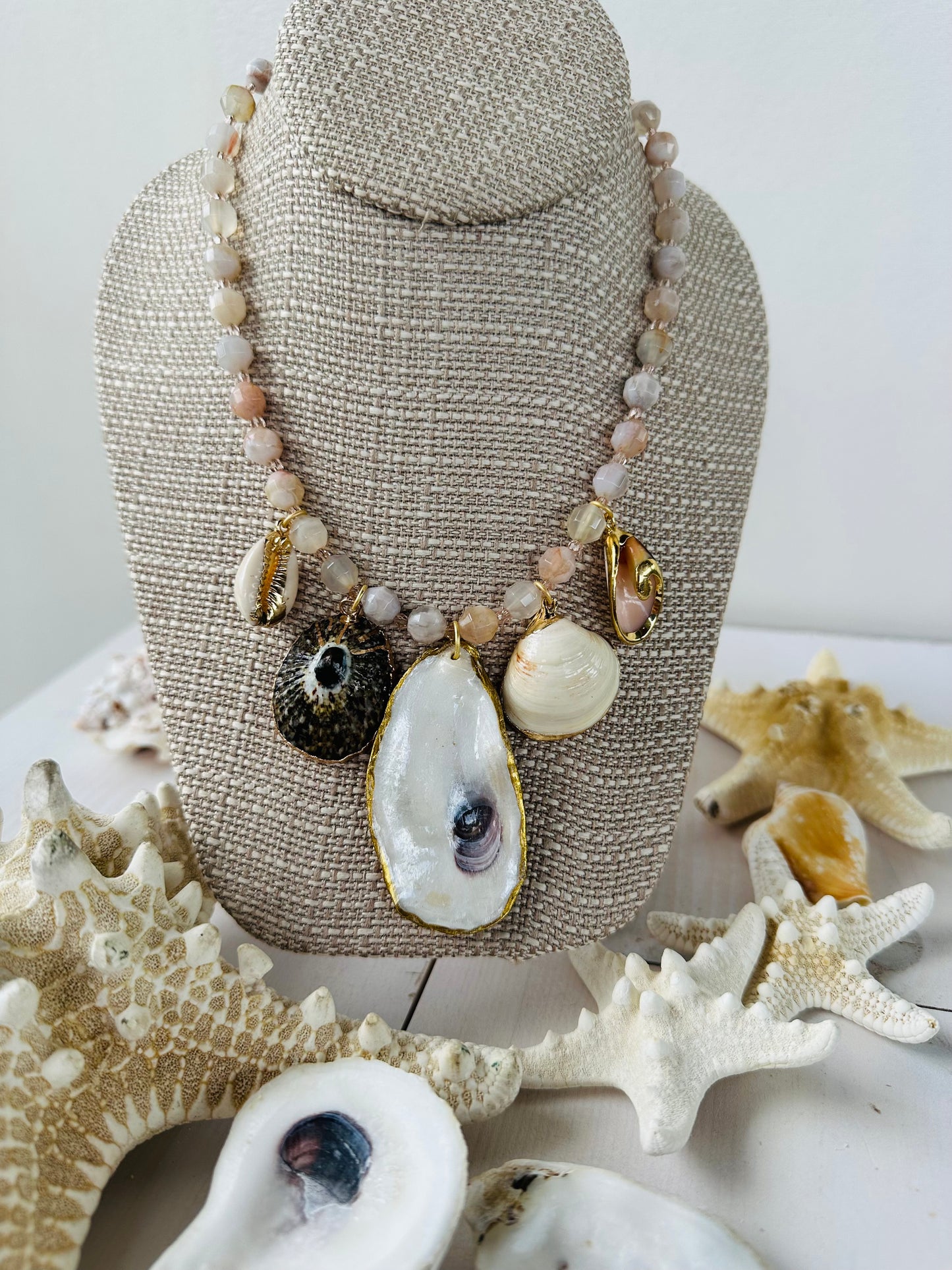 “Tropic Temptress” Necklace