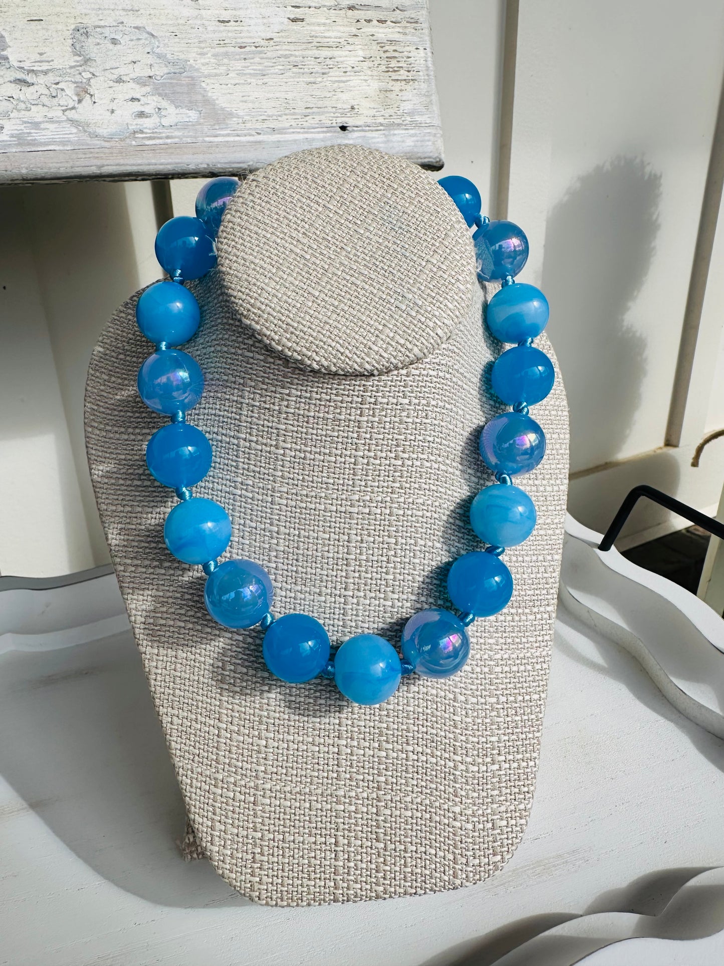 “BOUNCIN’ BUBBLE Necklace