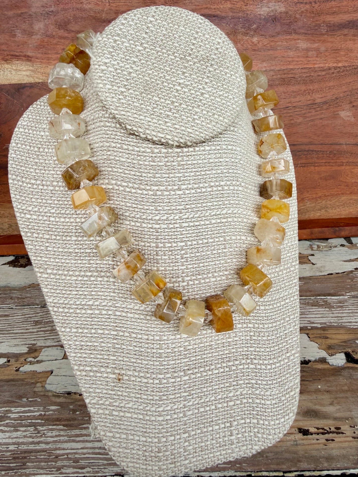 “Dandelion Daze” Necklace