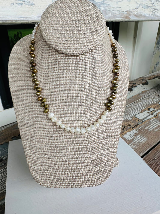 “Hold My Hand” Necklace