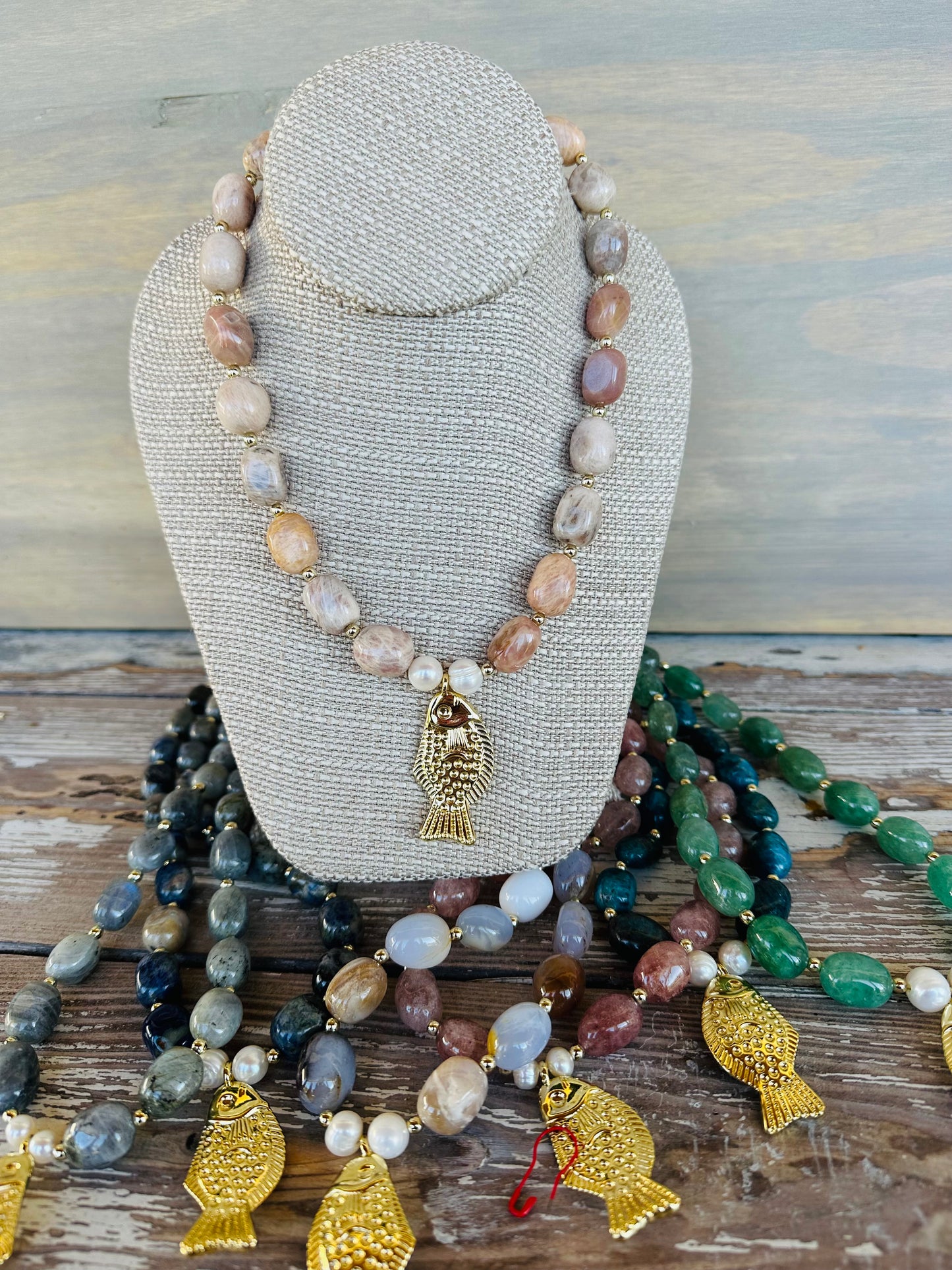 “Girl Catch” Necklace