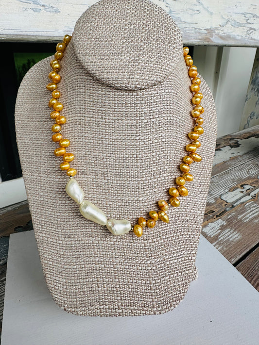 “Golden Days” Necklace