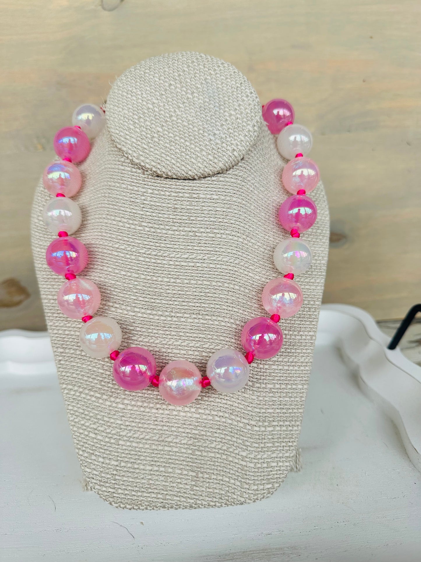 “BOUNCIN’ BUBBLE Necklace
