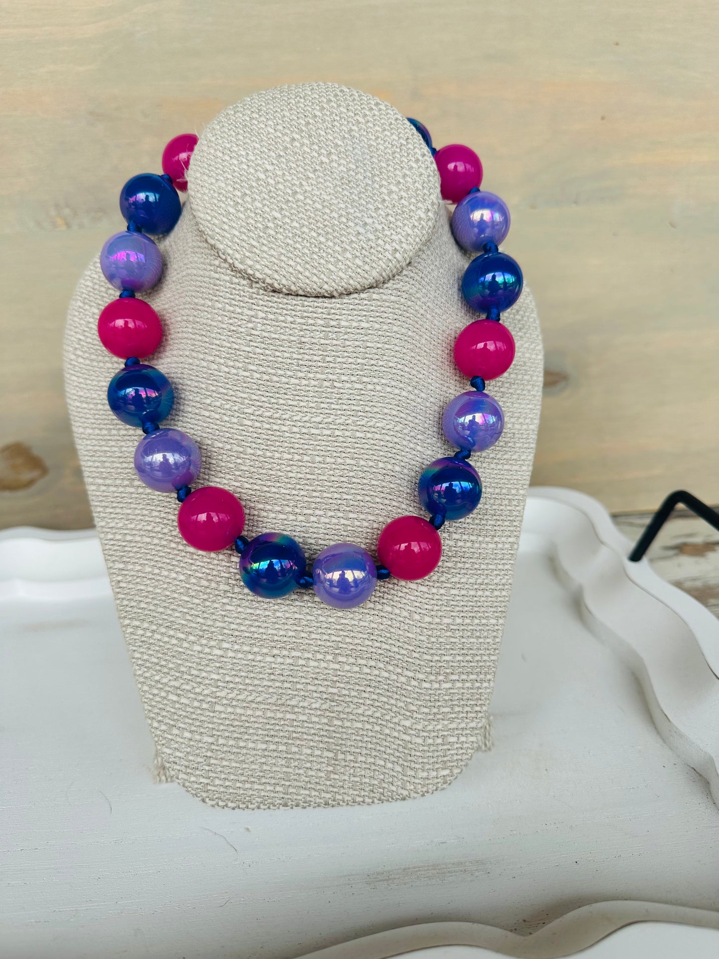 “BOUNCIN’ BUBBLE Necklace