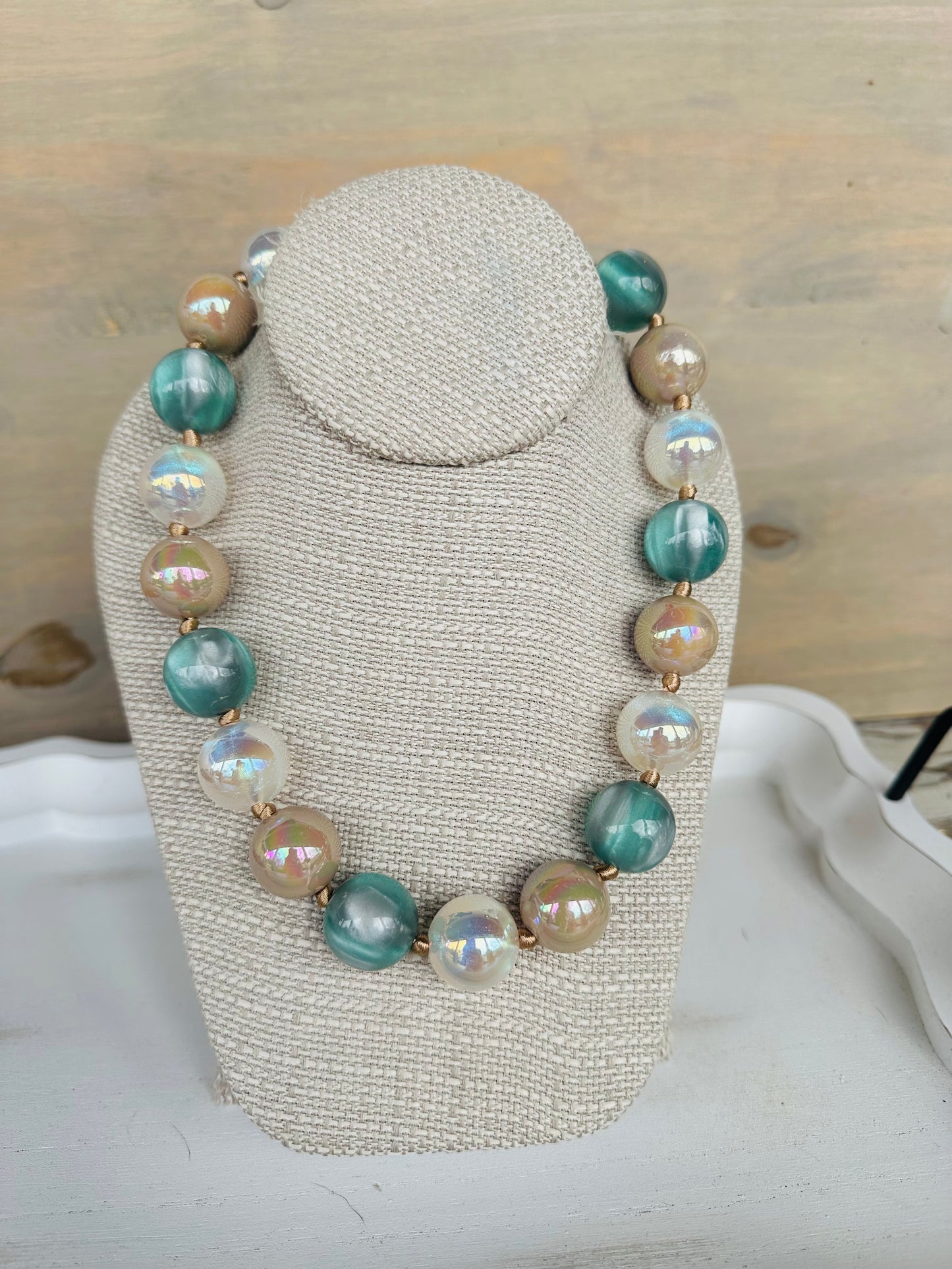“BOUNCIN’ BUBBLE Necklace