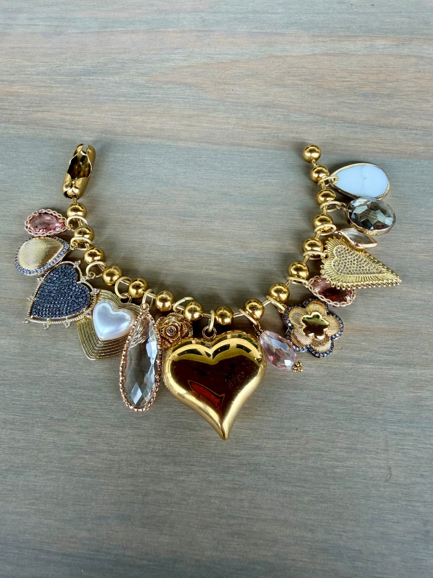 “MAMA” Charm Bracelet