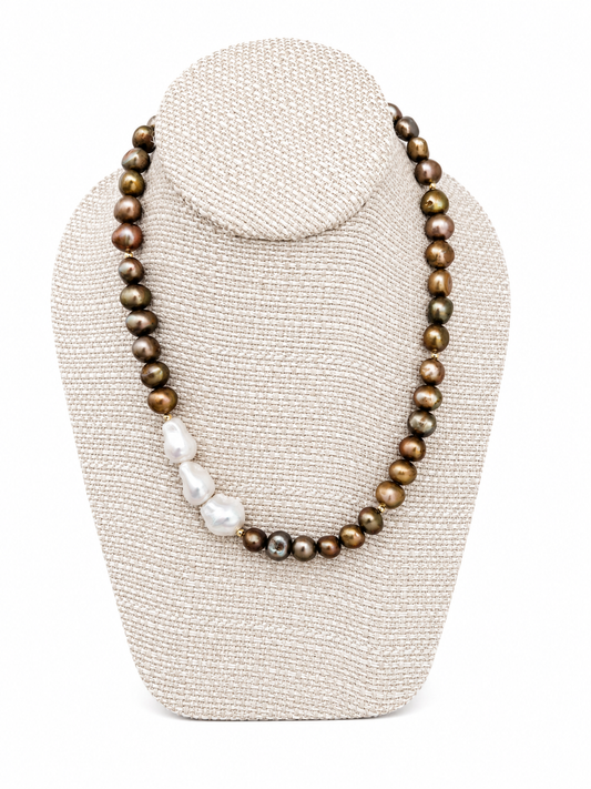 “Hideaway” Necklace